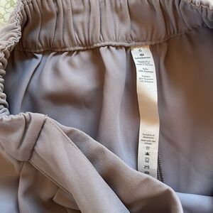 Lululemon Pant Wide leg Rare Size 6 gray